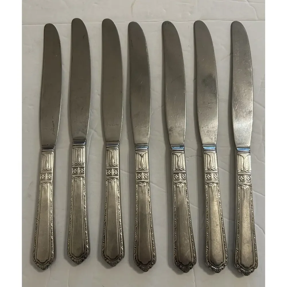 Antique Wallco Sectional A1+ Silver plate Carlton Set (7) Art Deco Grille Knives